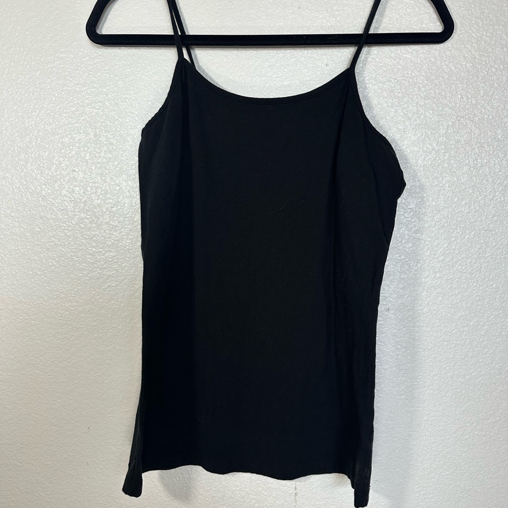 Time and Tru Black Fitted Sleeveless Camisole